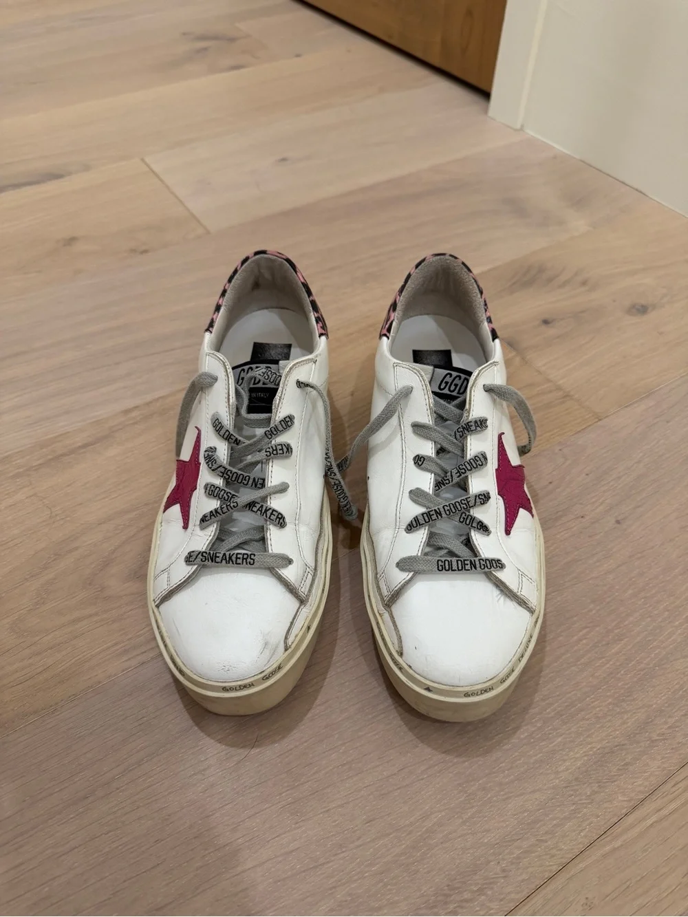 Golden Goose White Leather Sneakers with Pink Star and Pink Leopard Heel Tab